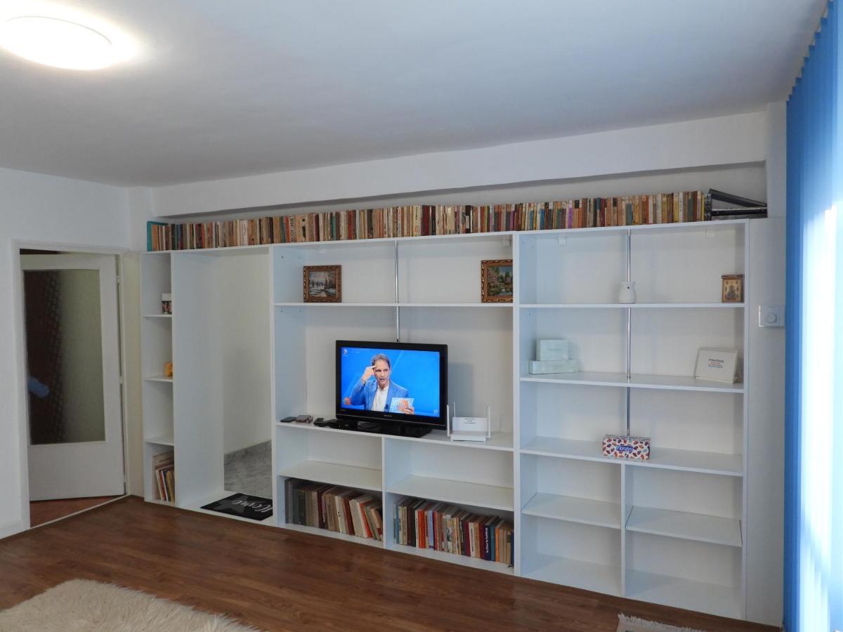 Simoliv Home Otopeni Exteriör bild